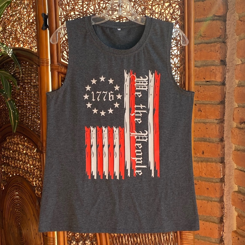 Patriotic Graphic Women’s Tank Top “We the People 1776” Great Condition!